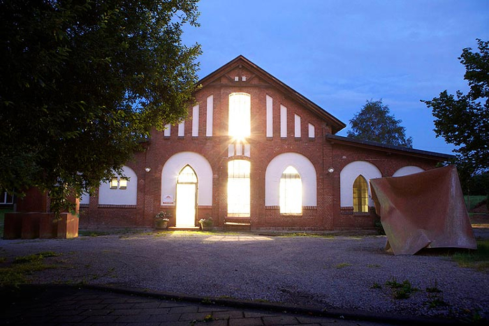 Museum bei Nacht