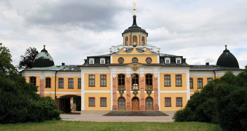 Vorderansicht Schloss Belvedere